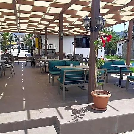 Taş Otel