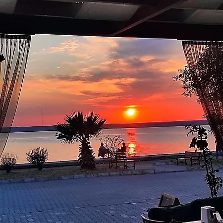 Otel Taş Akbük