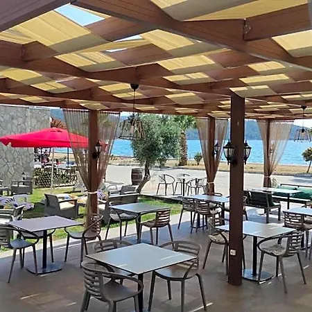 Taş Otel 2*